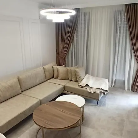Διαμέρισμα Henri Apartament *